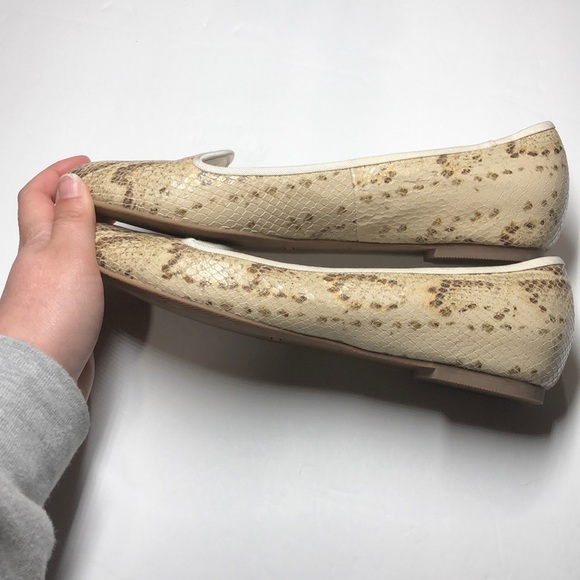 Cole Haan Nike Air snakeskin print flats size 8.5 - Picture 2 of 6